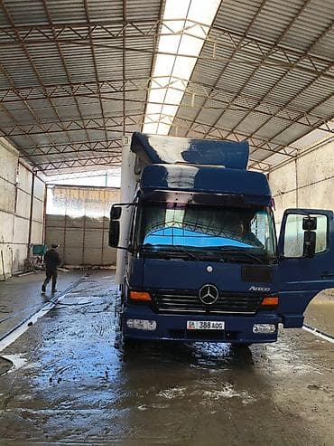 мерседес атего самосвал: Грузовик, Mercedes-Benz — 1