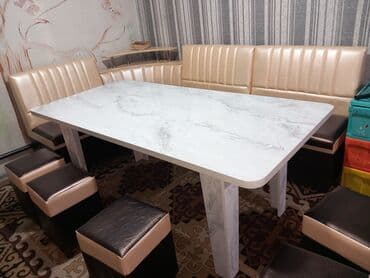 срочно и недорого кухонный уголок в идеальном состоянии: Кухонный мягкий уголок, Новый — 1