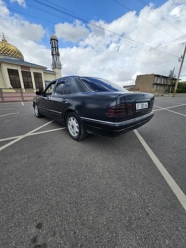 кирг шёлк: Mercedes-Benz E-Class: 1996 г., 2 л, Кол менен иштөөчү, Газ, Седан — 8