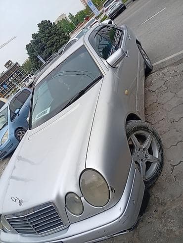 мерс 209: Mercedes-Benz E-Class: 1999 г., 2.4 л, Автомат, Бензин, Седан — 4