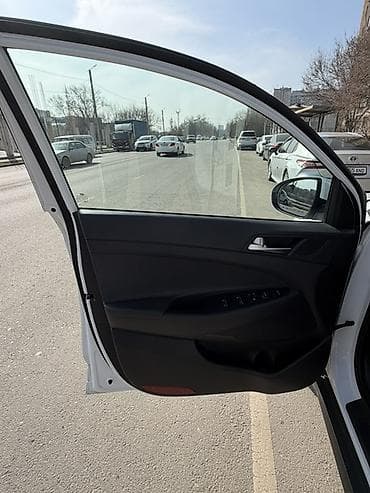 Транспорт: Hyundai Tucson: 2020 г., 1.6 л, Автомат, Бензин, Кроссовер — 9