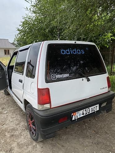 к5 зеркало: Легковой я автомобиль хэтчбек белого цвета. Полный завот — 6