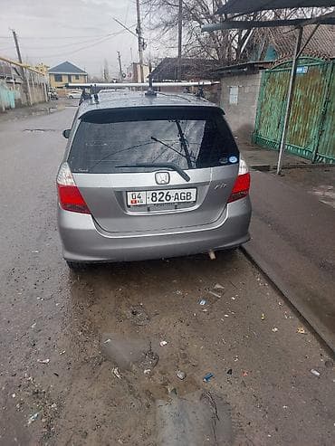 фит ош: Honda Fit: 2003 г., 1.3 л, Хетчбек — 3