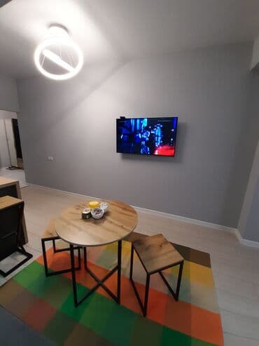 квартиры посуточно в бишкеке в районе филармонии: 1 комната, Постельное белье, Душевая кабина, Домофон — 4