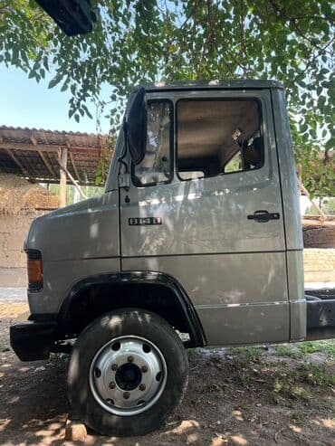 нерабочие авто: Грузовик, Mercedes-Benz, Стандарт, 5 т, Б/у — 2