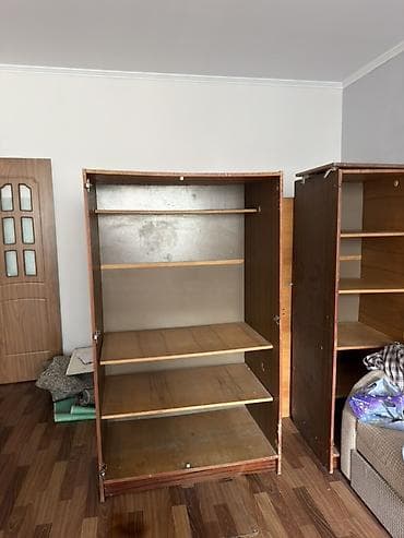 Шкаф-секция советского типа из ДСП/деревянного шпона. Модульная — 1