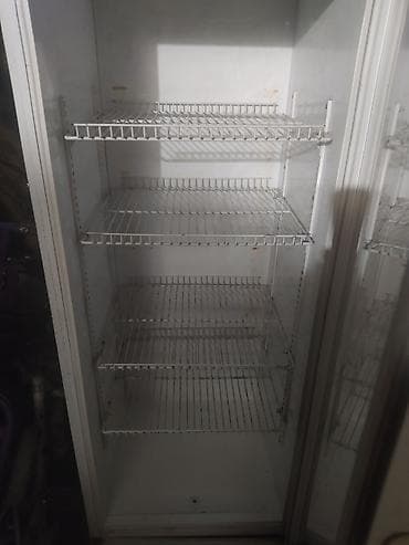 Холодильные витрины: Для напитков, Для молочных продуктов, Б/у — 4