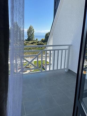 Ысык-Көлдө эс алуу: Ысык-Көлдө ижарага батир, Chaika Resort, Бает, 4 орун, Баасы Бүтүндөй турак үй үчүн — 3