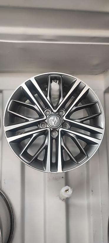 Литые Диски R 17 Hyundai, отверстий - 5