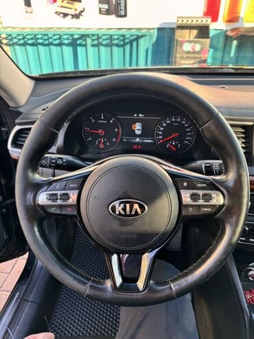 дом на обмен: Kia K7: 2017 г., 2.2 л, Автомат, Дизель, Седан — 5