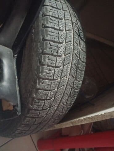 зимные резины: Зимняя автомобильная шина с диской - Тип: зимняя, ненаправленный — 1