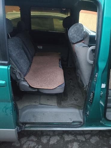 12 9: Nissan Serena: 2000 г., Вариатор, Газ, Минивэн — 2
