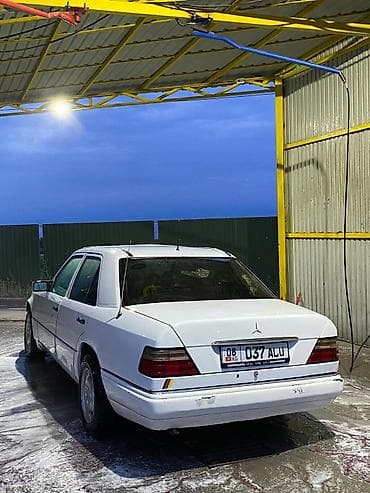 купить мерс с: Mercedes-Benz W124: 1994 г., 2 л, Механика, Бензин, Седан — 6