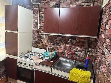 4: Ата-Тюрк парк Сдается 1х ком квартира Этаж: 1 из 4 Серия: Хрущевка — 3