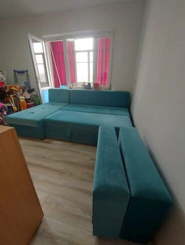 диваны турецкой: Угловой диван с обивкой приятного бирюзового цвета. Диван — 2