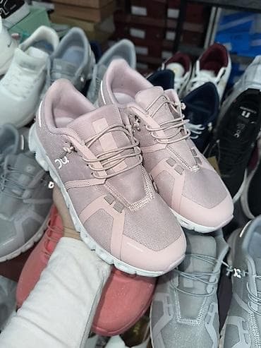 on cloud: Кроссовки On Running Cloud – универсальная модель для бега и — 1