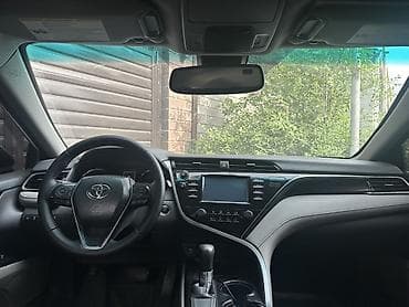 70 сом: Toyota Camry: 2018 г., 2.5 л, Автомат, Бензин, Седан — 4