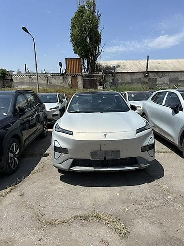 машина changan: Changan : 2026 г., Гибрид, Кроссовер — 1