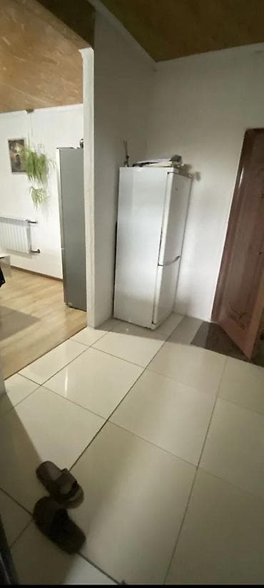 Дома: 65 м², 4 комнаты, Парковка, Забор, огорожен — 9