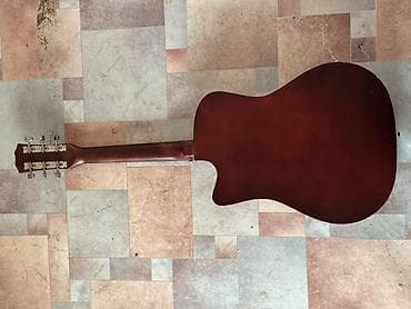 электо гитара: Акустическая гитара дредноут с вырезом (cutaway). Характеристики: - — 3