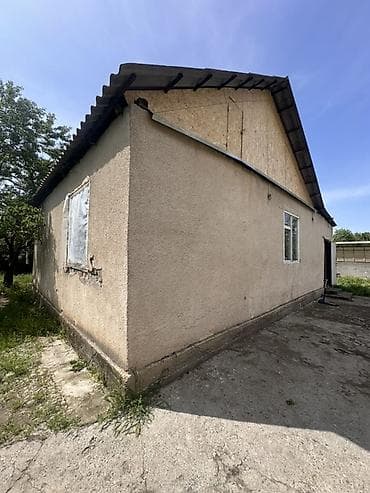новый дом: 📍 В Сокулуке от трассы 200 м продается дом на участке 6.5 соток, 75 — 2