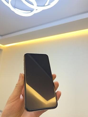 IPhone Xs, Алтын — 3