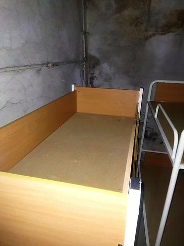 двух яростный кровати: Двухъярусные детские кровати из ЛДСП и металла.Конструкция:два — 7