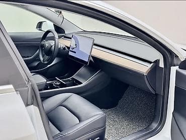 210 mers: Tesla Model 3: 2019 г., 0.1 л, Робот, Электромобиль, Седан — 5