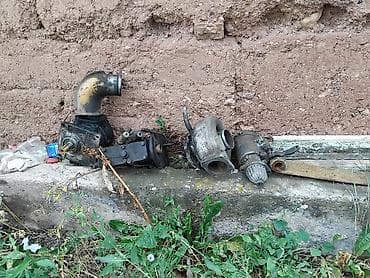 салон машины: Турбинастартер,апаратура,насос на ЧТЗ гусеничный Набор — 1