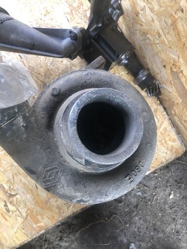 масленый датчик: Турбина Renault 2000 г., Б/у, Оригинал, Франция — 2