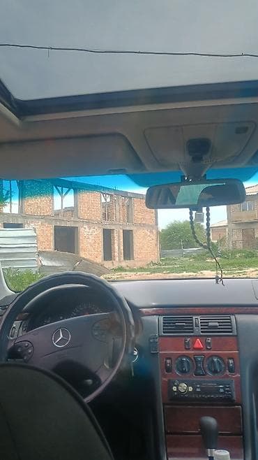 bmw m4: Mercedes-Benz E-Class: 2000 г., 2 л, Механика, Бензин, Седан — 6