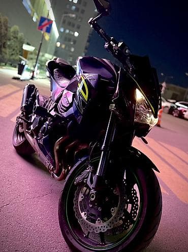 Спортбайк Kawasaki, 800 куб. см, Бензин