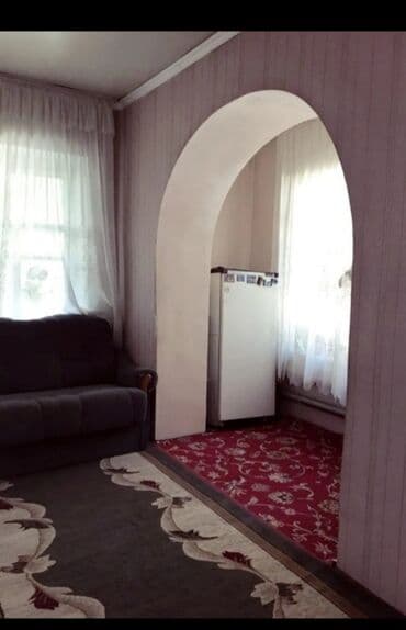 Үйдү ижарага алам: Үй, 90 кв. м, 3 бөлмө, Менчик ээси — 3