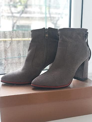 зимний ботс: Женские ботильоны на устойчивом каблуке для осени/весны.В идеальном — 2