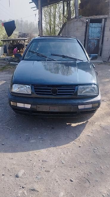 smart key: Volkswagen Vento: 1992 г., Ручные, Бензин, Седан — 1