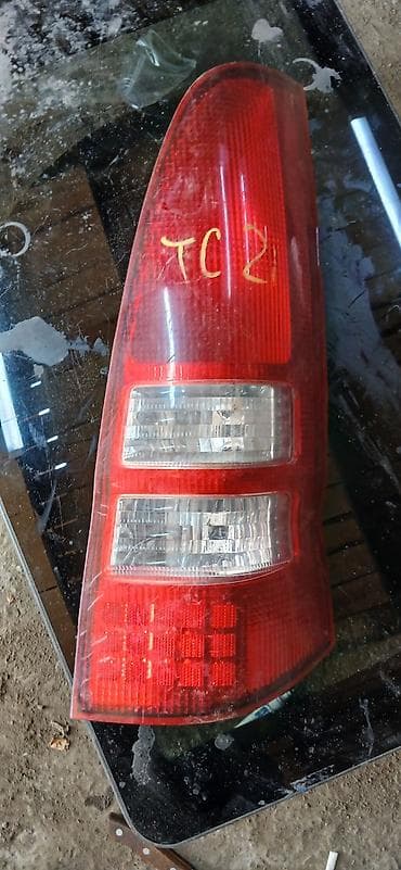 step rf3: Задний правый стоп-сигнал Nissan 2002 г., Б/у, Оригинал, Япония — 1