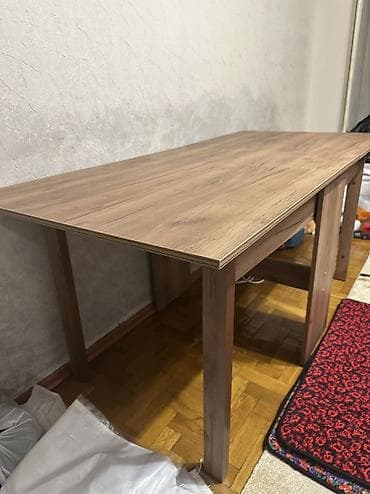 study table: Продам стол трансформер в связи с ремонтом. Покупал за 7000 сом. В — 4