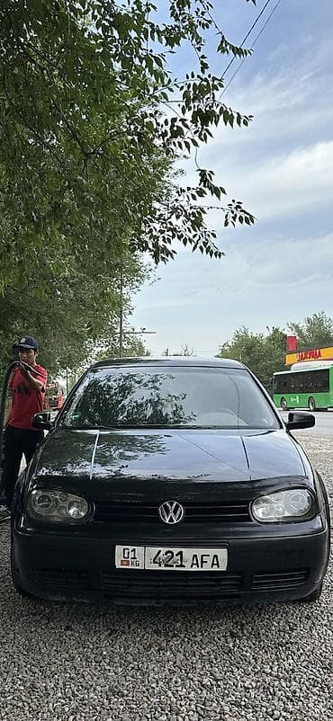 Volkswagen Golf: 2002 г., 1.6 л, Автомат, Бензин, Хэтчбэк