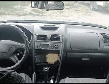 geely galaxy e5: Mitsubishi Galant: 2003 г., 2 л, Автомат, Бензин, Седан — 2