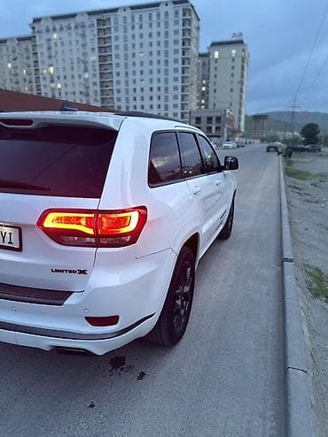 range rove: Jeep Grand Cherokee: 2020 г., Внедорожник — 3