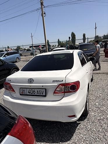 subaru forester sh5: Toyota Corolla: 2012 г., 1.6 л, Автомат, Бензин, Седан — 4