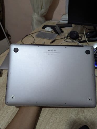 экран ноутбука: Ноутбук, Apple, 8 ГБ ОЗУ, Intel Core i5, 13.3 ", Б/у, Для работы, учебы, память SSD — 14