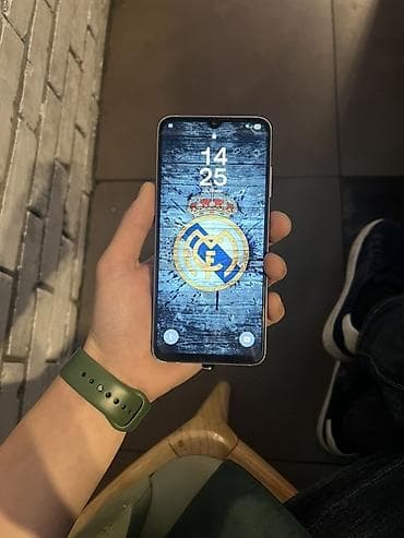s 5 5: Samsung Galaxy S25+, Б/у, 128 ГБ, цвет - Фиолетовый — 2