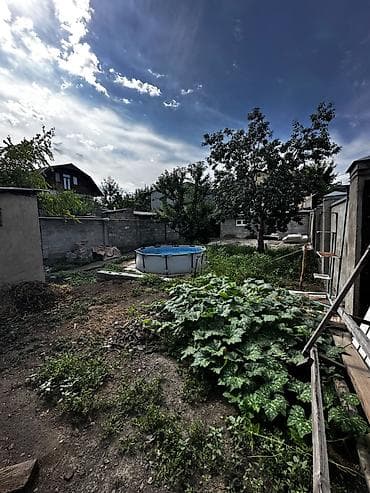 📍 ул. Ахматбека Суюмбаева 🔘3-комнатный 🔘Этаж 1 🔘90м² Продаётся дом — 9