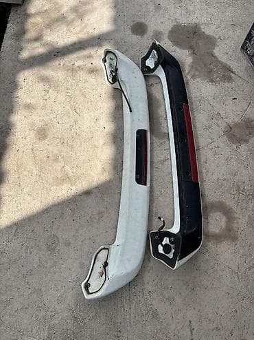 john dere: Дверь Комплект Subaru, Б/у, Оригинал — 10