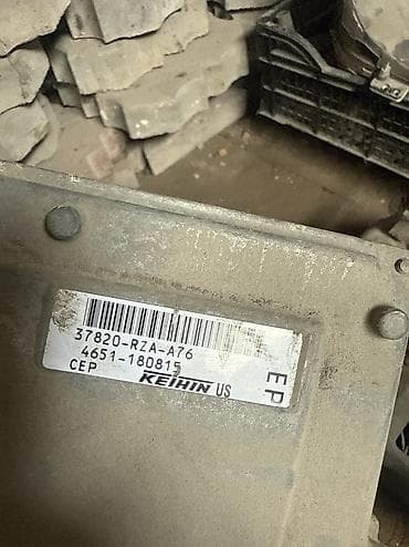 купить сервер дешево: Блок управление двигателем ЭБУ от Хонда СРВ 9 цена 10 000 тыс сом — 2