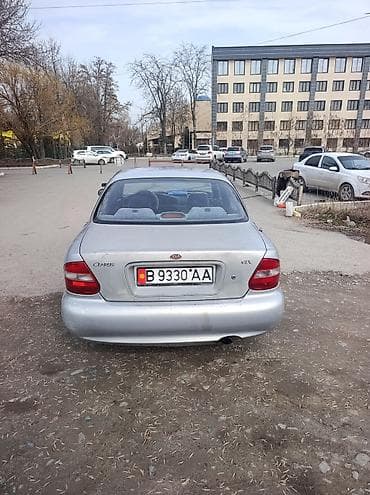 Kia: Kia Clarus: 1999 г., Механика, Седан — 3