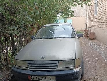 Opel Vectra: 1992 г., 0.2 л, Механика, Бензин, Седан