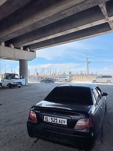 Daewoo Nexia: 2010 г., 1.5 л, Кол менен иштөөчү, Бензин, Седан — 2
