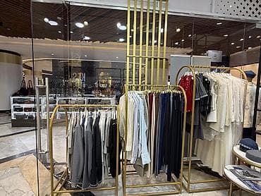Соода жабдуулары: Кронштейн Кийимдер үчүн, Материалы: Металл, Күзгүсү менен, Колдонулган — 2